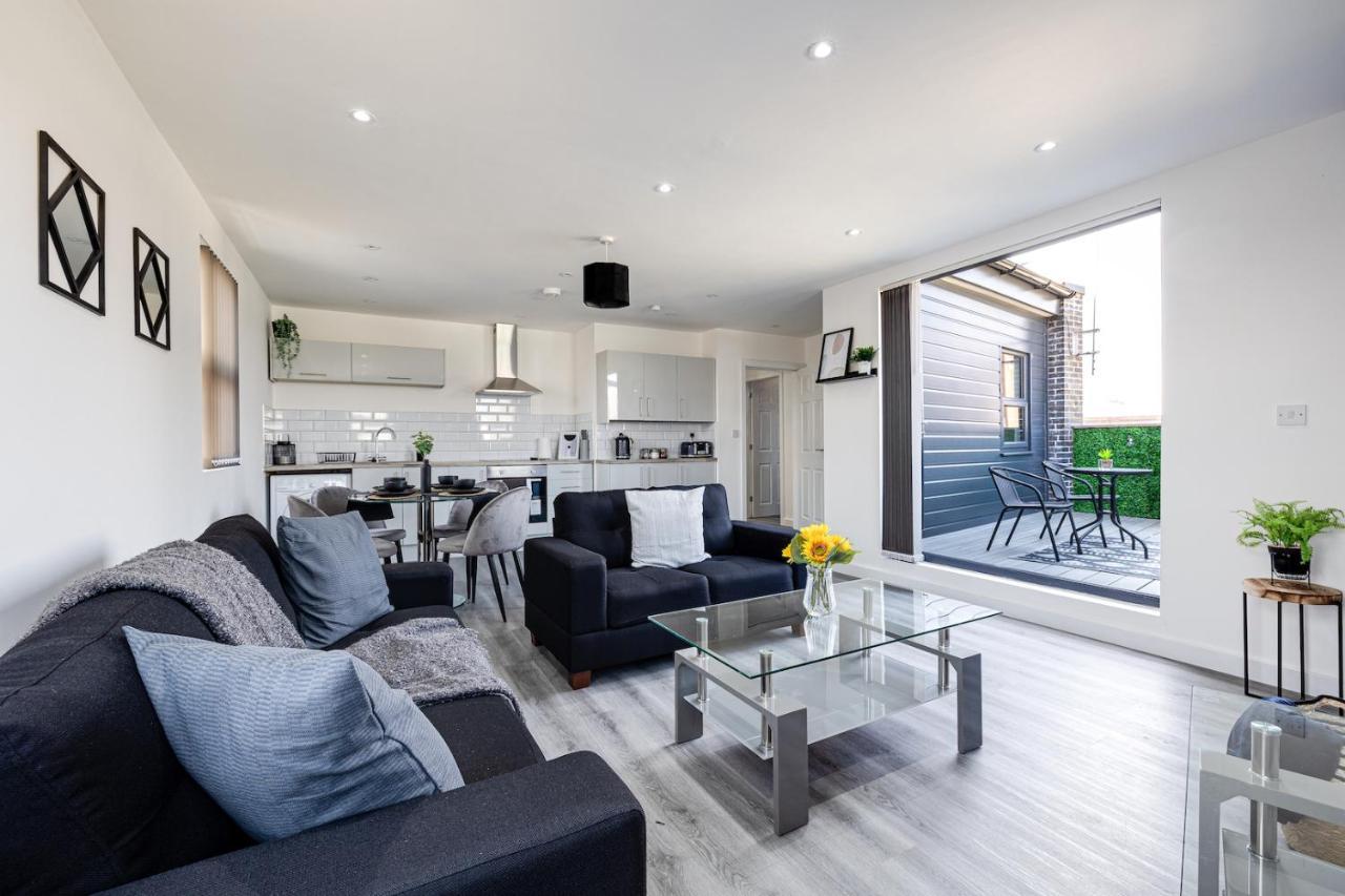 Top Floor Apartment With Private Balcony In Stockport Centre By Hass Haus Eksteriør billede